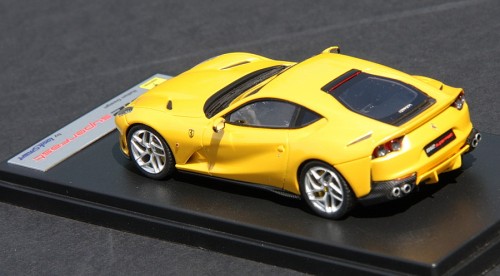 small_ferrari_812_8696a71af.jpg