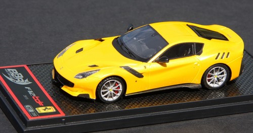 small_ferrari_F12tdc_870394660.jpg
