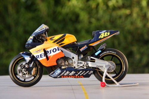 2002_small_Honda_Rossi_8813aa860.jpg
