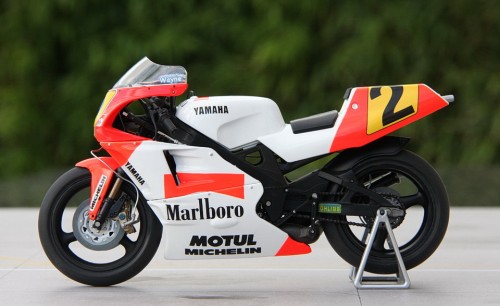 1990_small_yamaha_87921e281.jpg