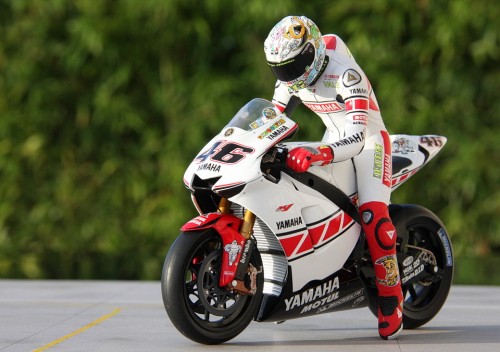 small_Rossi_2005_8801ef8fd.jpg