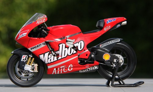 2007_ducati_8856cc299.jpg