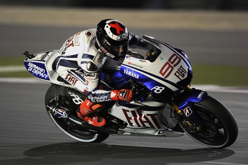 2010_lorenzo_yamaha-qatar-j1-lorenzo2b010d0.jpg