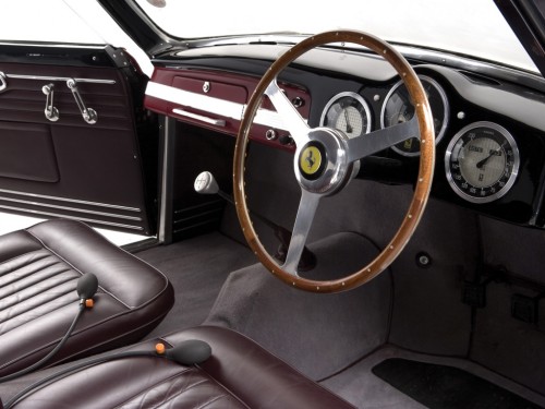 195InterCoupGhia089S0417cb5.jpg