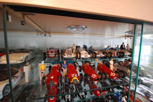 vitrinesF19736fc.jpg