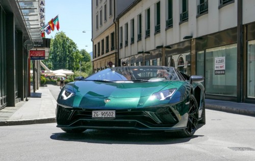lambo-30fb8e3.jpg