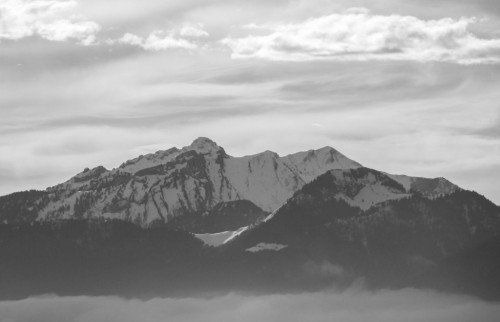 lake-5c6247.jpg