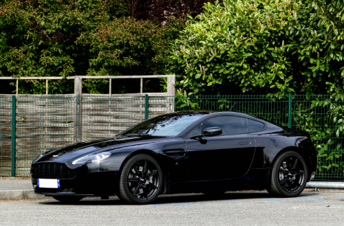 aston-9293b6.png