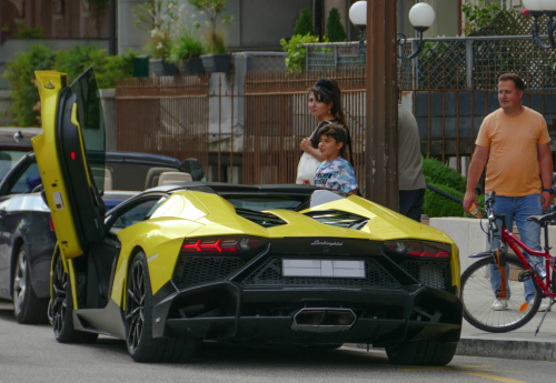 Lambo-695fc7.png