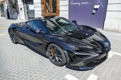 720s-2c0596.jpg