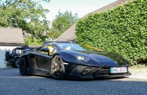 lambo-44f46d.jpg