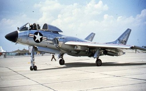 Phot_F7U-photo-510x318b175e.jpg