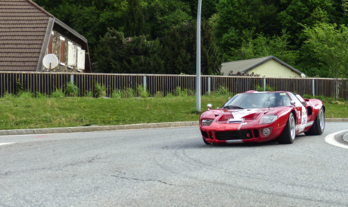 P184038296b7f.png
